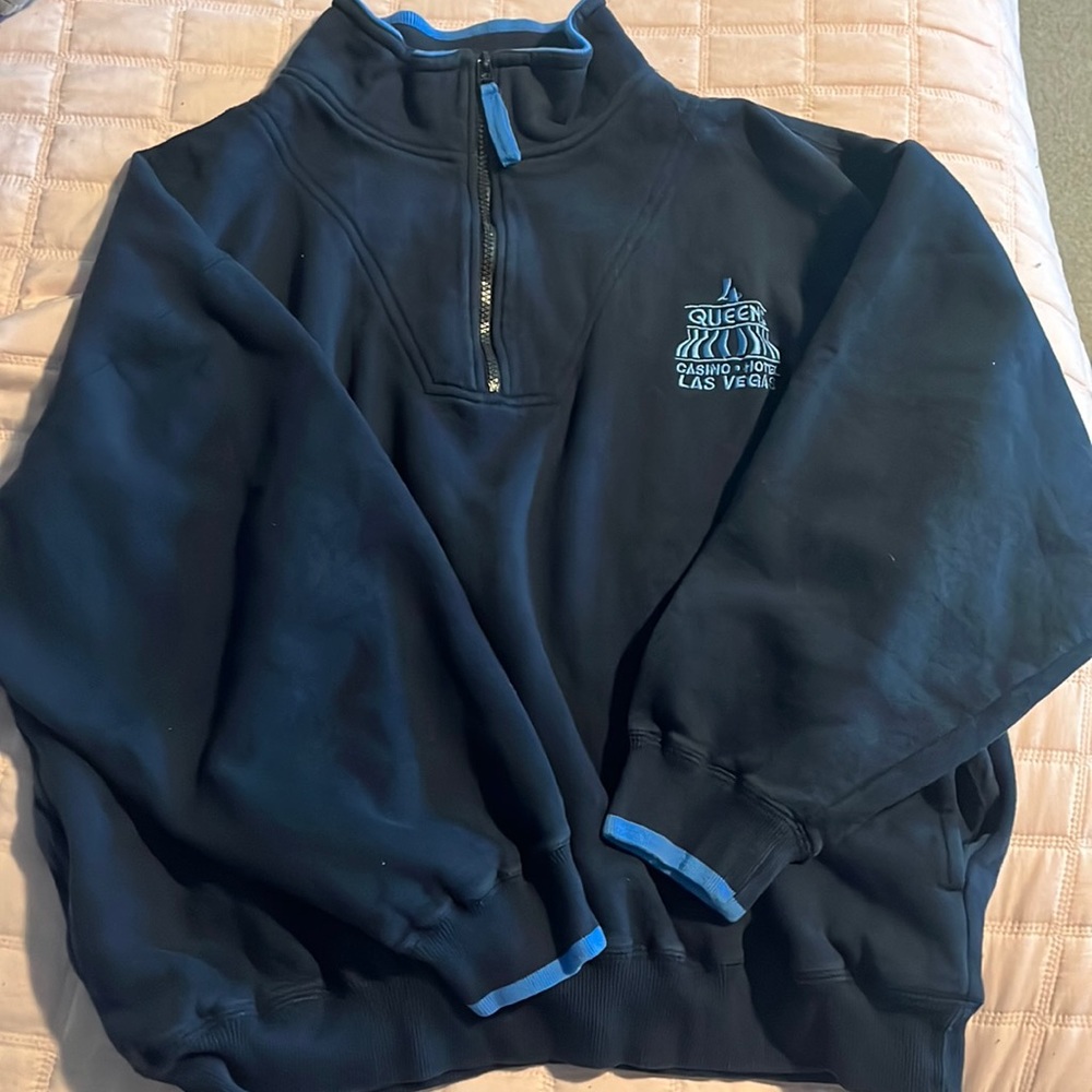 4 Queens Las Vegas Quarter-Zip up Crewneck